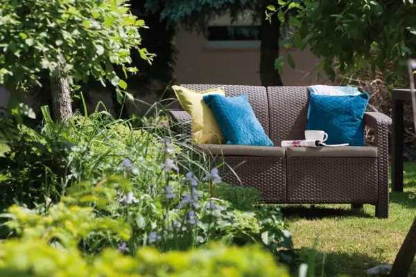 Диван двухместный под искусственный ротанг Keter Corfu love seat, brown