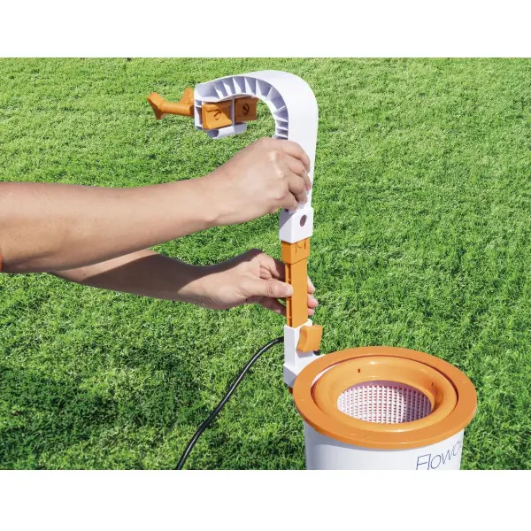 Фильтр-насос для бассейна Bestway Flowclear Skimatic со скиммером, 58462, 2574 л/ч